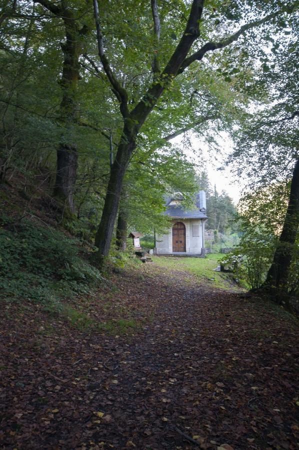 Villa Le Bateau Ivre Fumay Esterno foto